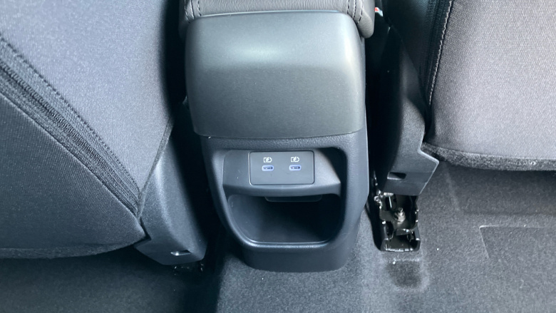 Nissan Juke 1.0 DiG-T N-Connecta 5dr Petrol Hatchback